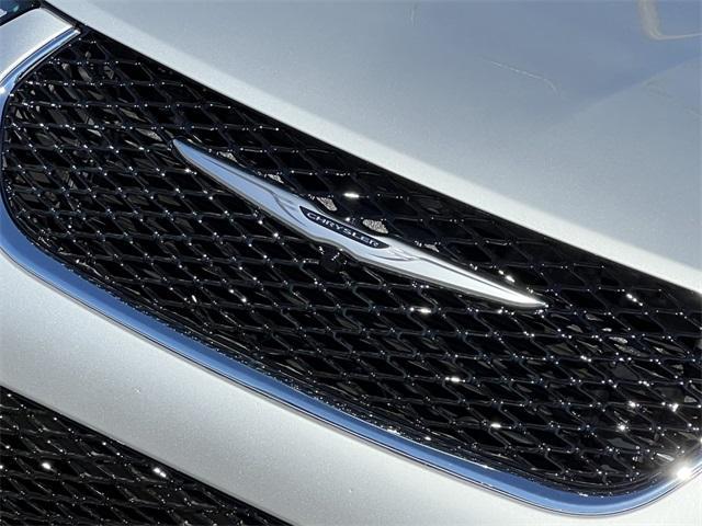 new 2026 Chrysler Pacifica car, priced at $40,513