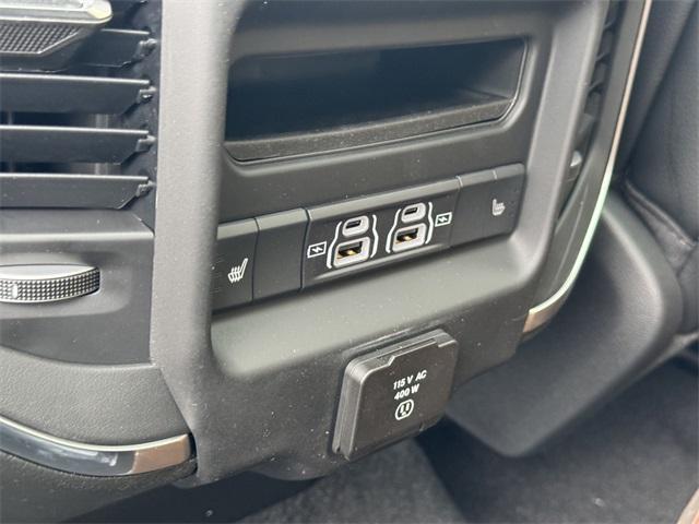 new 2025 Ram 1500 car, priced at $60,431