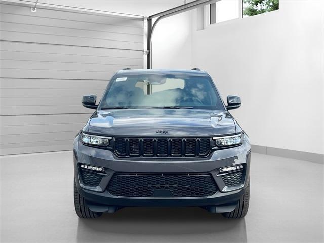 new 2025 Jeep Grand Cherokee car, priced at $48,195