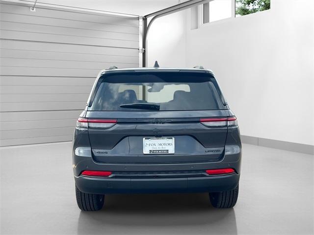 new 2025 Jeep Grand Cherokee car, priced at $48,195