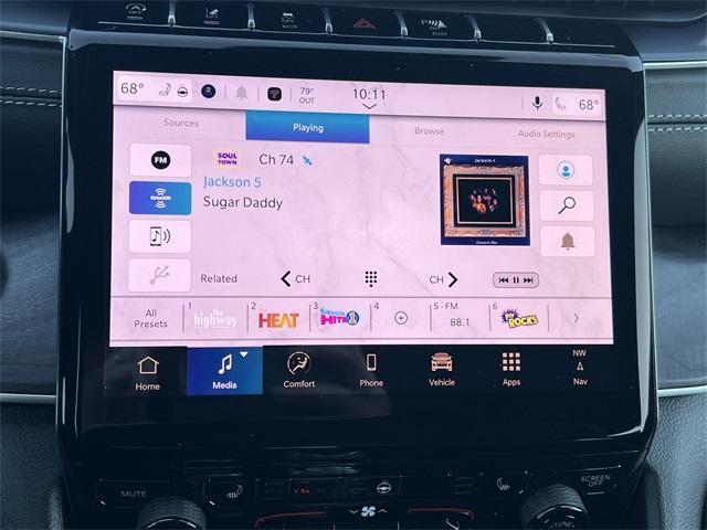 new 2025 Jeep Grand Cherokee car, priced at $45,945