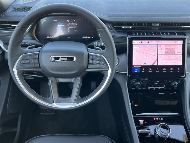 new 2025 Jeep Grand Cherokee car, priced at $45,945