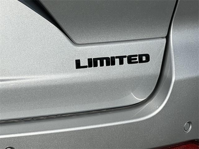 new 2025 Jeep Grand Cherokee car, priced at $45,945