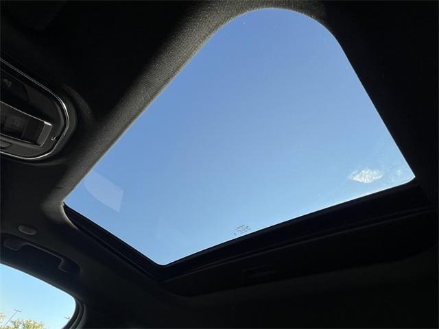 new 2025 Jeep Grand Cherokee car, priced at $43,402