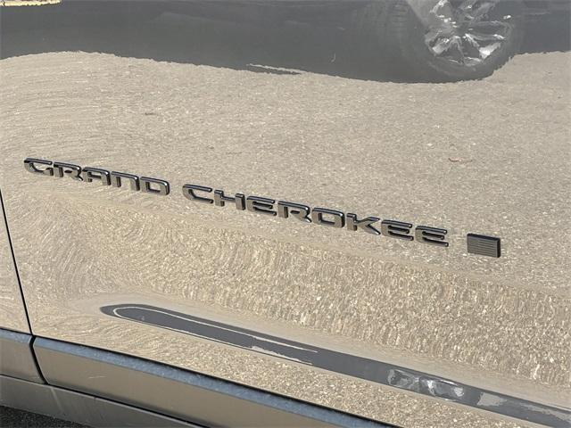new 2025 Jeep Grand Cherokee car, priced at $48,208