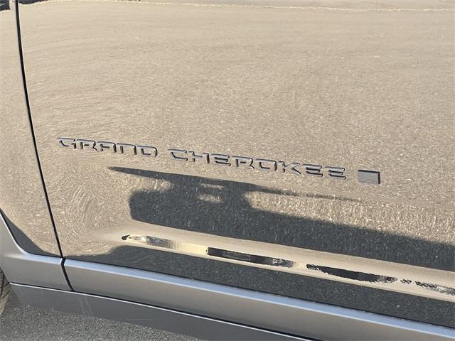 new 2025 Jeep Grand Cherokee car, priced at $48,333