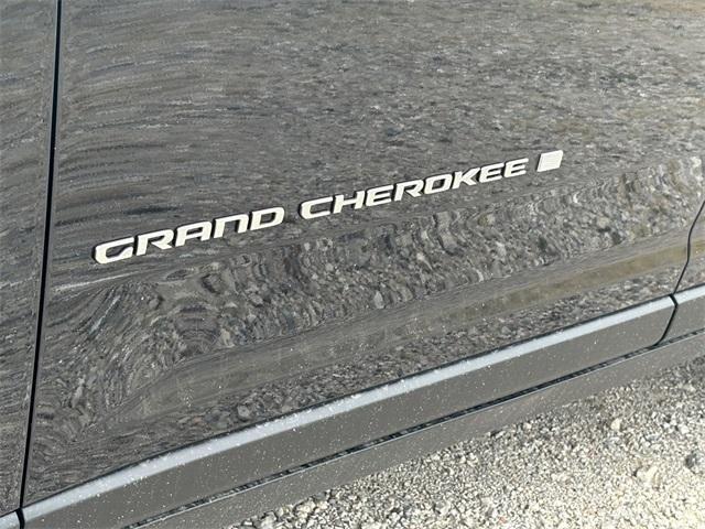 new 2024 Jeep Grand Cherokee car, priced at $44,483