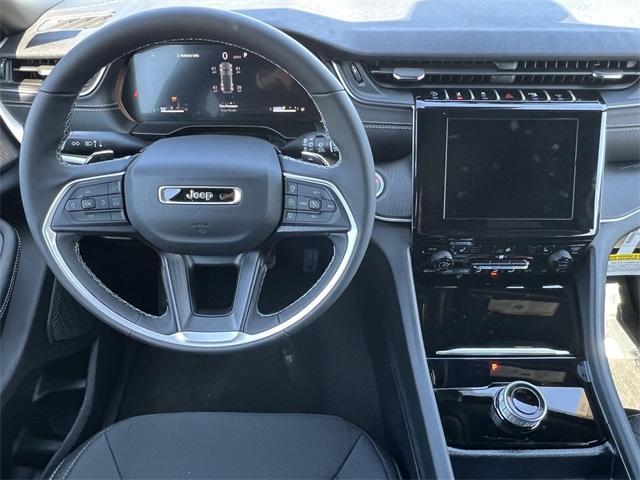 new 2025 Jeep Grand Cherokee car, priced at $44,170