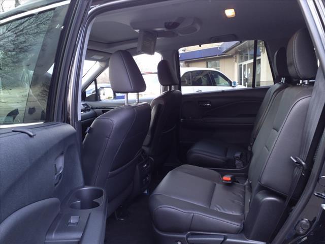 used 2022 Honda Pilot car, priced at $33,999