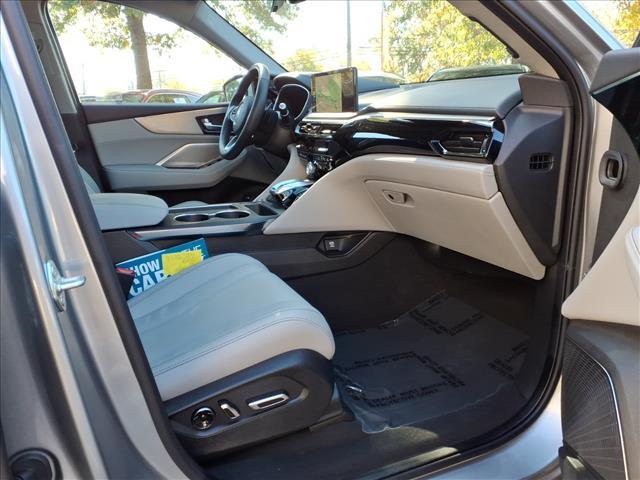 used 2025 Acura MDX car, priced at $52,555