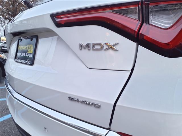 used 2022 Acura MDX car, priced at $36,992