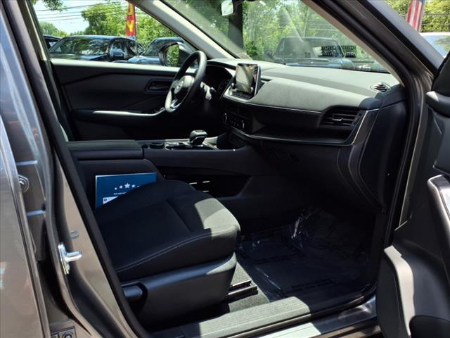 used 2024 Nissan Rogue car, priced at $23,877