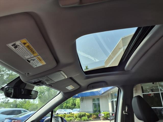 used 2022 Honda Pilot car, priced at $32,999