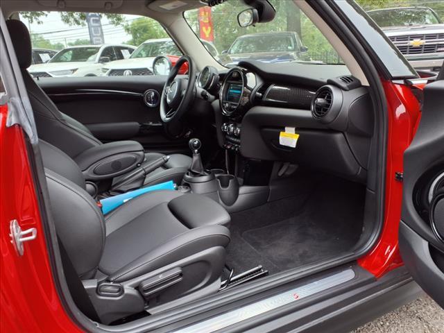 used 2021 MINI Hardtop car, priced at $26,411
