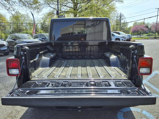 used 2020 Jeep Gladiator car, priced at $33,458