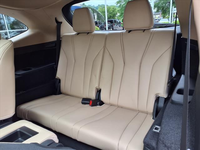 used 2023 Acura MDX car, priced at $43,999