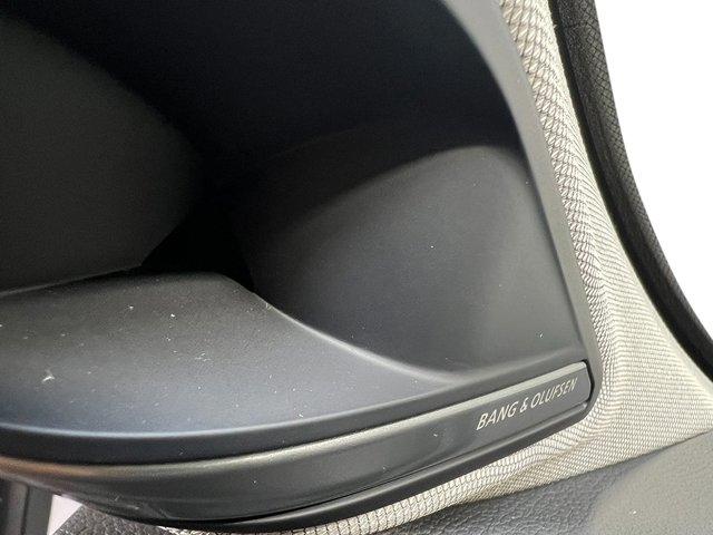 new 2025 Acura MDX car, priced at $68,250