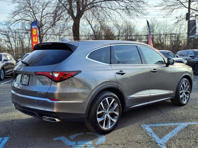 used 2022 Acura MDX car, priced at $36,999