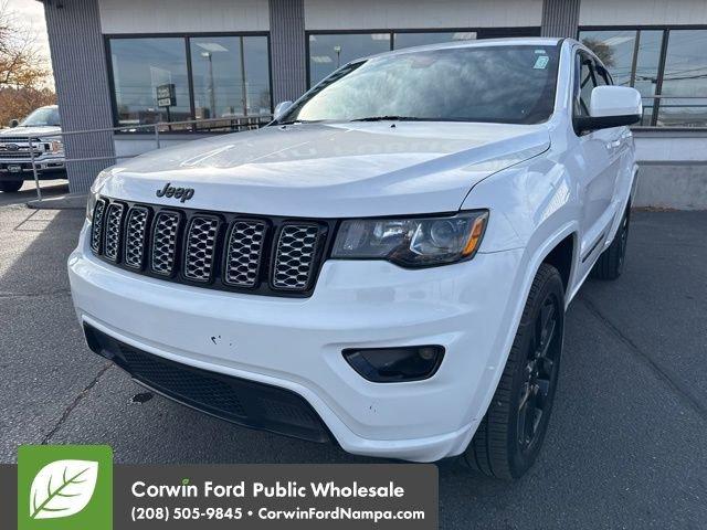 used 2018 Jeep Grand Cherokee car, priced at $16,000