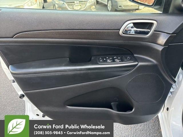 used 2018 Jeep Grand Cherokee car, priced at $16,000