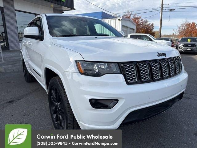 used 2018 Jeep Grand Cherokee car, priced at $16,000
