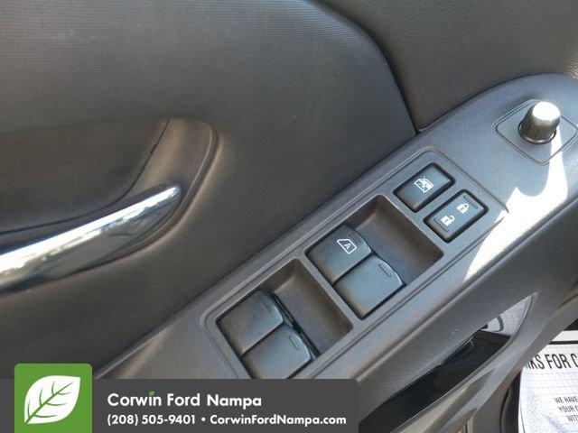 used 2022 Nissan Frontier car, priced at $32,550