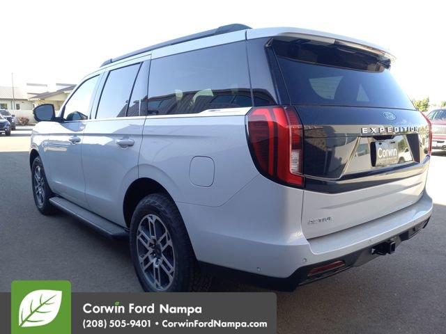 new 2025 Ford Expedition car, priced at $70,879