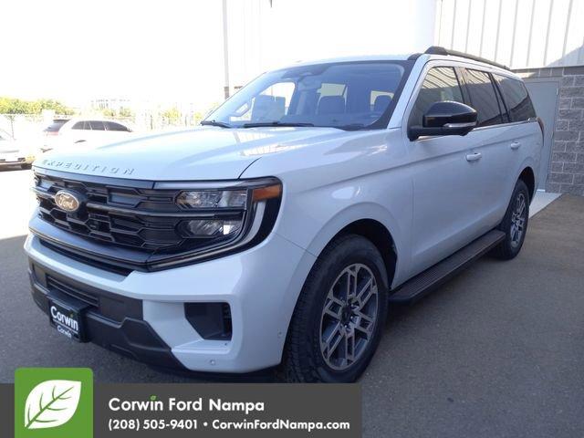 new 2025 Ford Expedition car, priced at $70,879