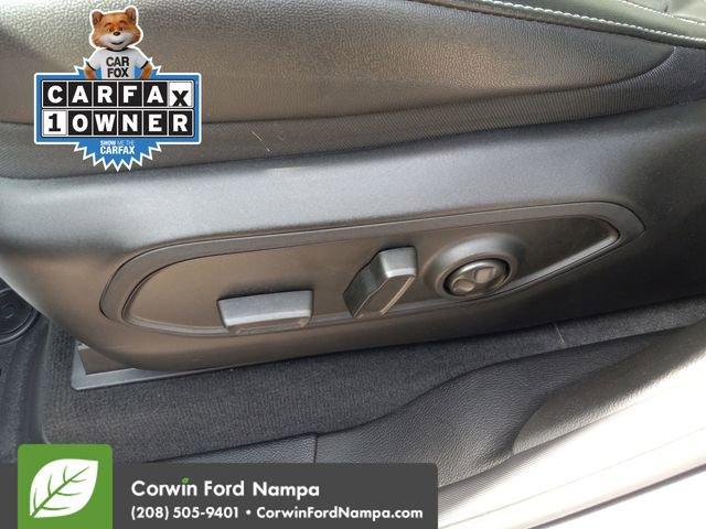 used 2025 Jeep Grand Cherokee car, priced at $38,350