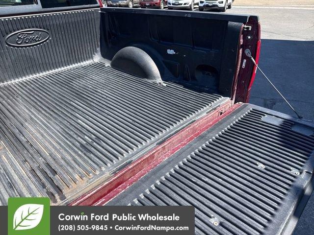 used 2006 Ford F-150 car, priced at $2,500