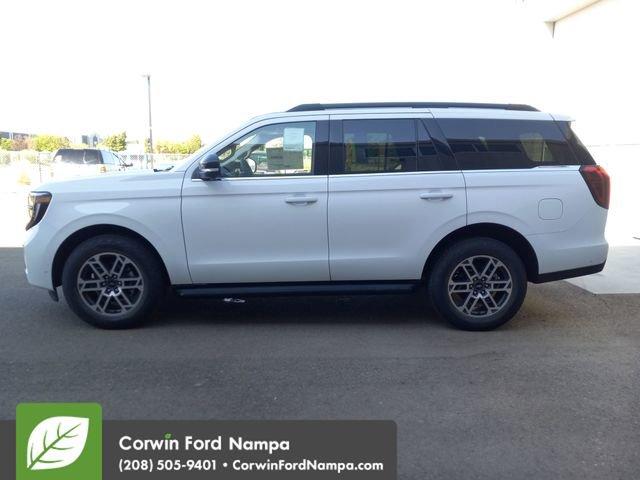 new 2025 Ford Expedition car, priced at $70,295