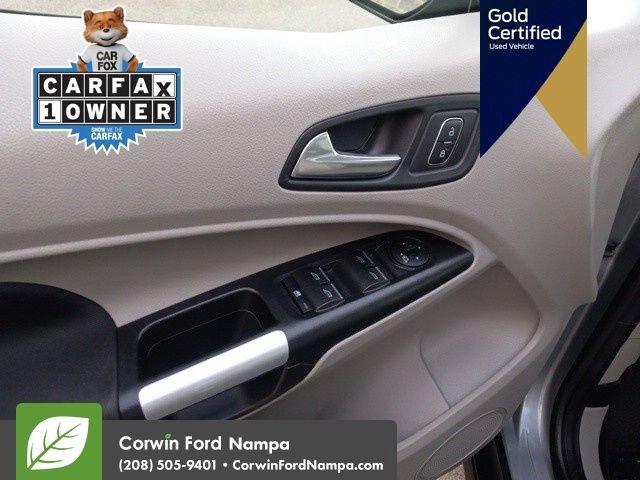 used 2022 Ford Transit Connect car, priced at $32,000