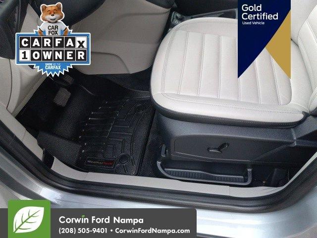 used 2022 Ford Transit Connect car, priced at $32,000