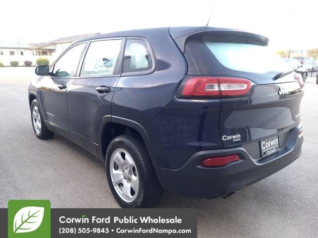 used 2015 Jeep Cherokee car, priced at $9,480