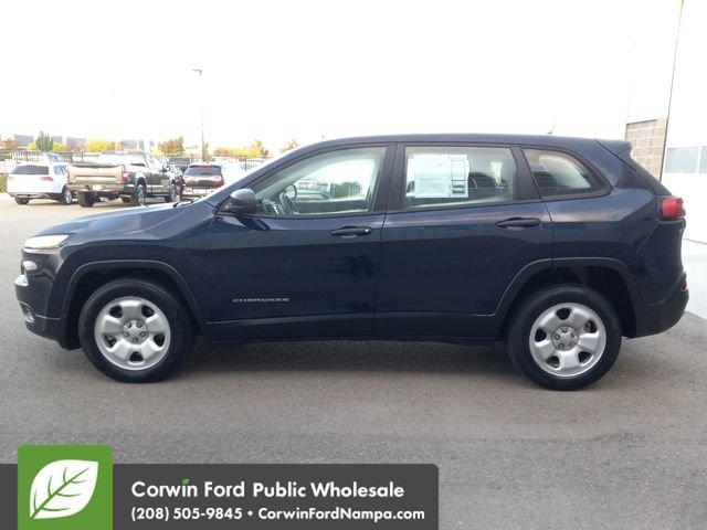 used 2015 Jeep Cherokee car, priced at $9,480
