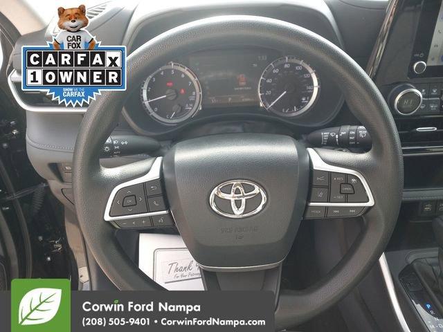 used 2023 Toyota Highlander car, priced at $34,389