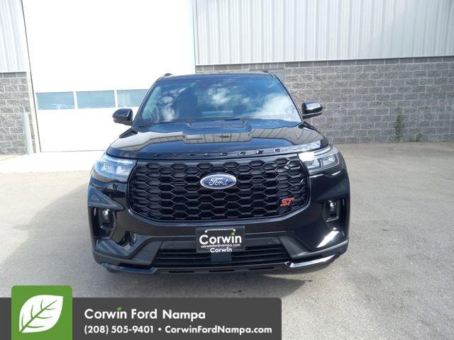 new 2025 Ford Explorer car, priced at $56,318