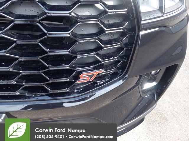 new 2025 Ford Explorer car, priced at $56,318