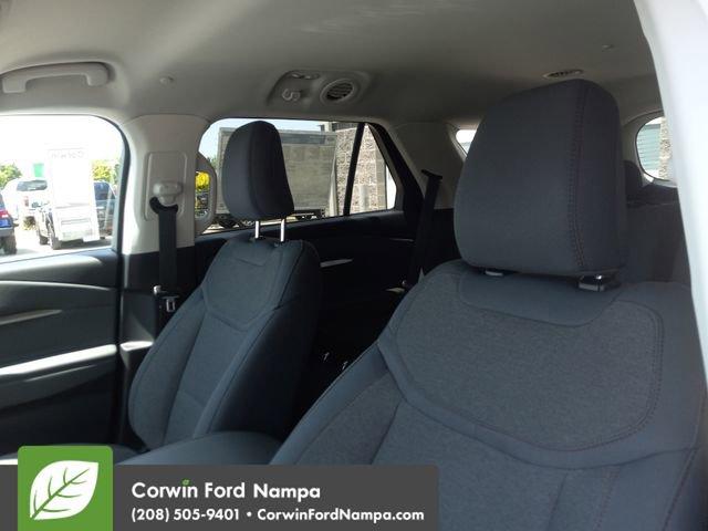 new 2025 Ford Explorer car, priced at $40,758