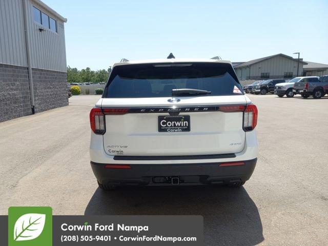 new 2025 Ford Explorer car, priced at $40,758