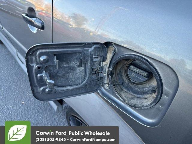 used 2006 Pontiac Vibe car, priced at $4,979