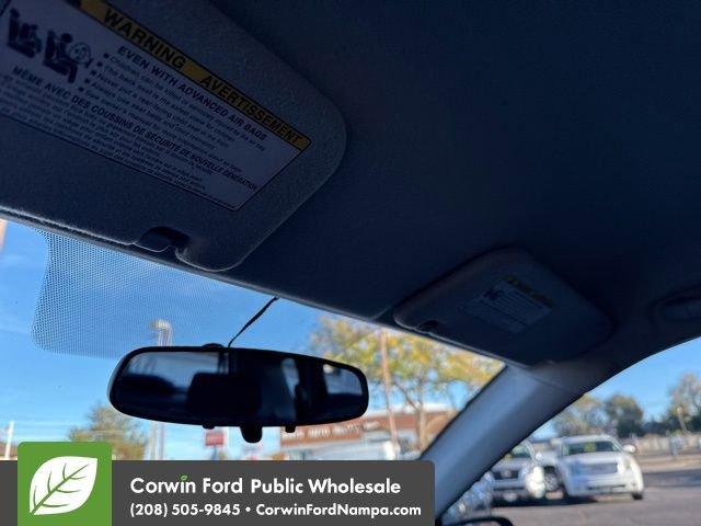 used 2006 Pontiac Vibe car, priced at $4,979