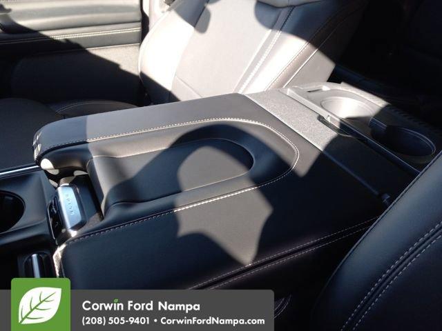 new 2025 Ford Expedition Max car, priced at $86,421