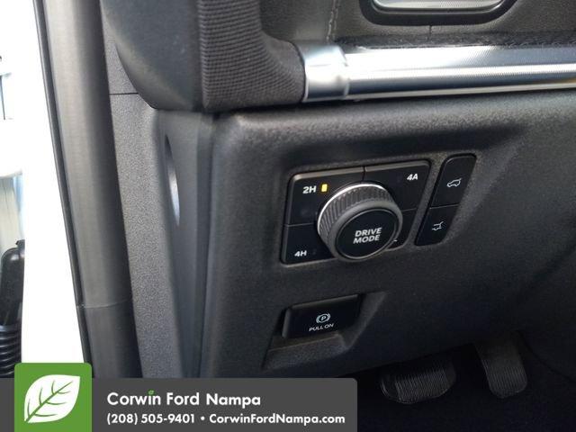 new 2025 Ford Expedition Max car, priced at $86,421