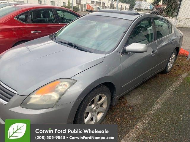 used 2009 Nissan Altima car, priced at $5,000