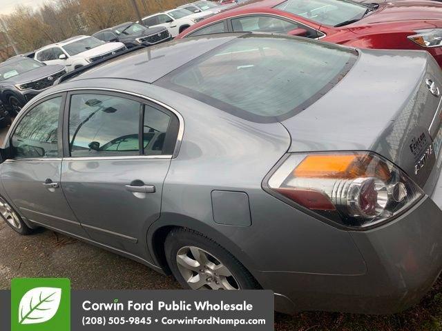 used 2009 Nissan Altima car, priced at $5,000