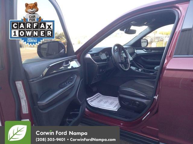 used 2022 Jeep Grand Cherokee car, priced at $33,000