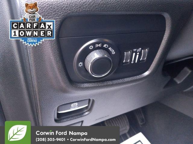 used 2022 Jeep Grand Cherokee car, priced at $33,000