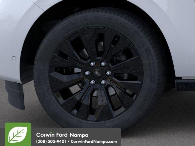 new 2025 Ford Expedition car, priced at $81,015