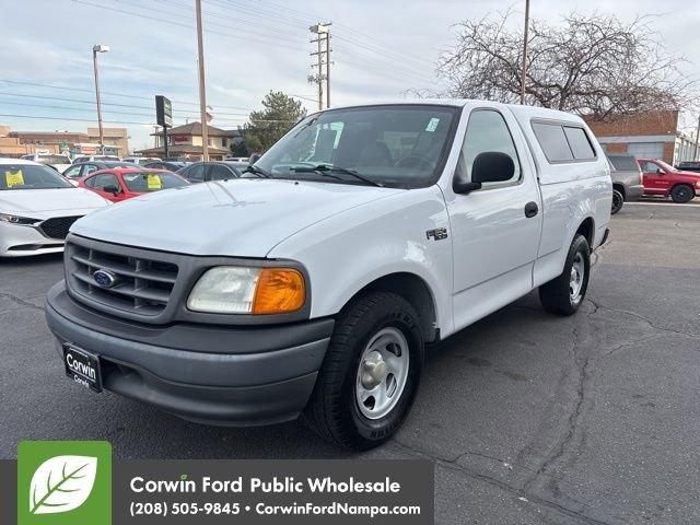 used 2004 Ford F-150 car, priced at $5,500